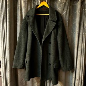 Men’s Old Navy double breasted Peacoat size-3XL